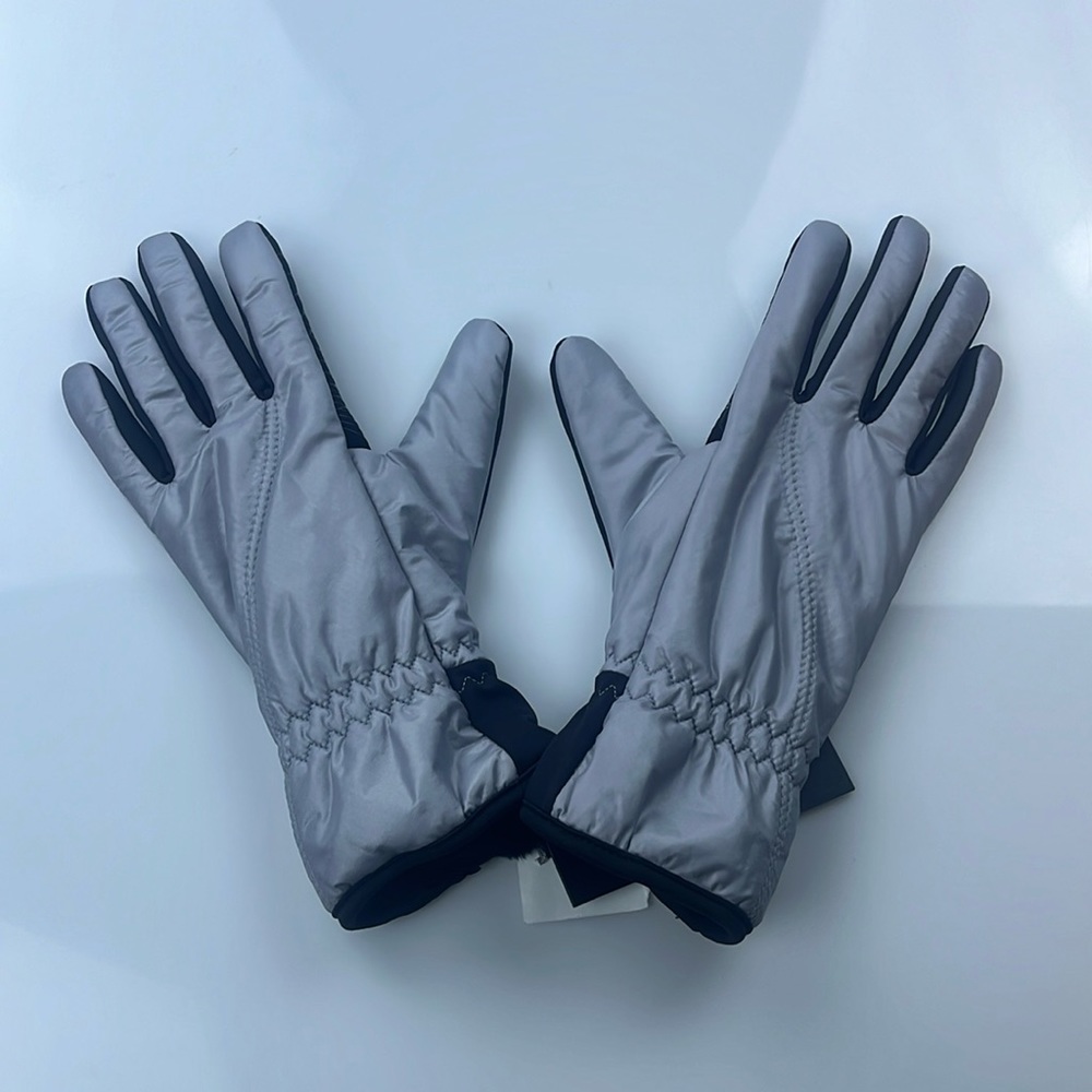 U|R Powered Women's All Weather Quilted Gloves N102-36